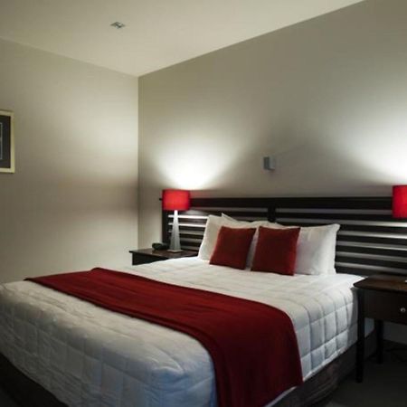 Emerald Hotel Gisborne Exterior photo