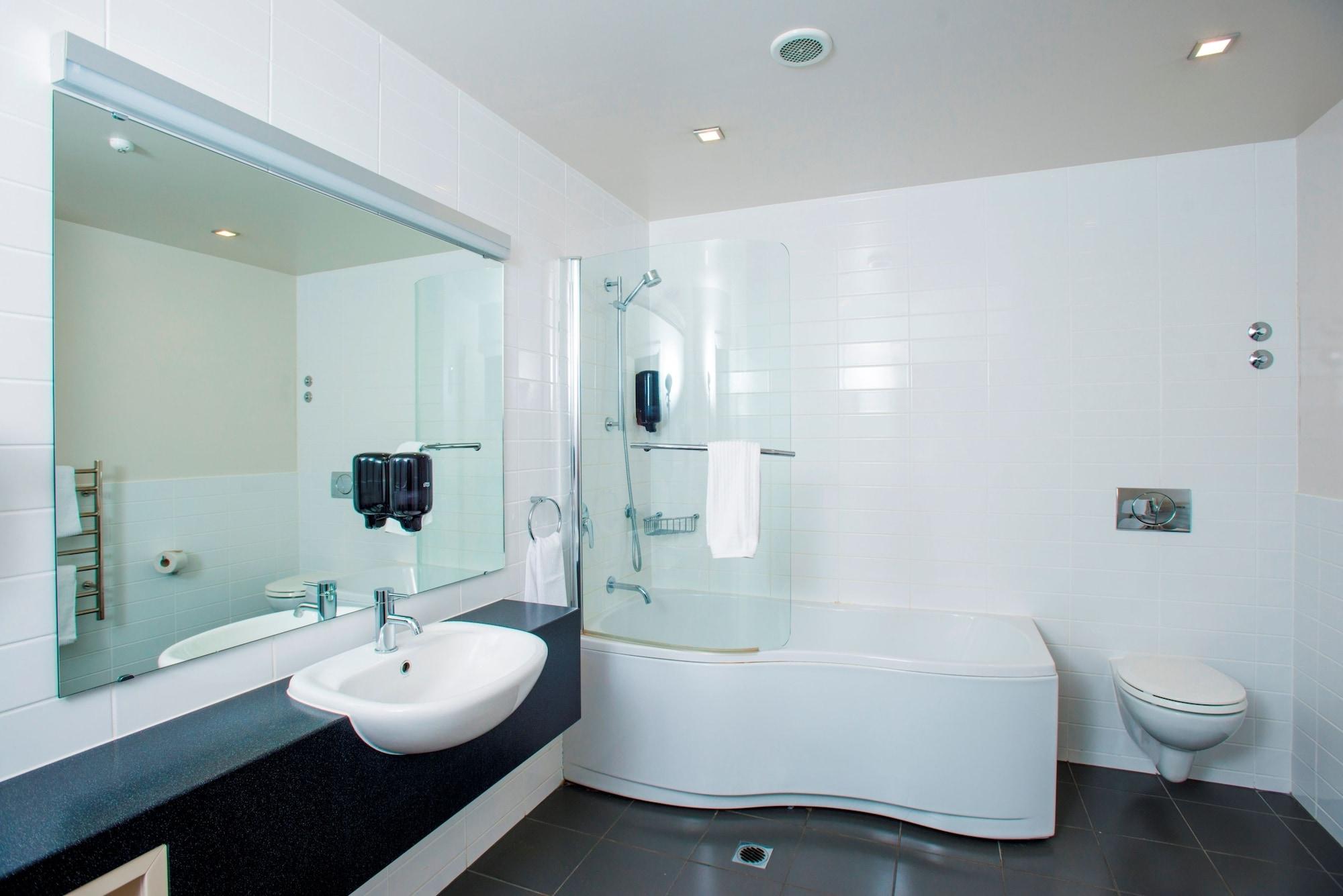 Emerald Hotel Gisborne Exterior photo