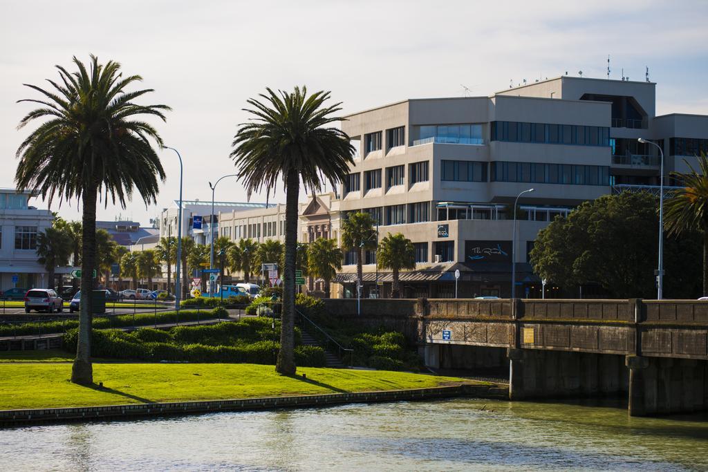Emerald Hotel Gisborne Exterior photo