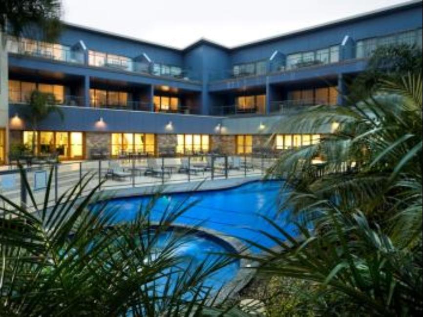 Emerald Hotel Gisborne Exterior photo