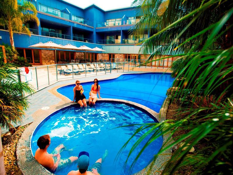 Emerald Hotel Gisborne Exterior photo