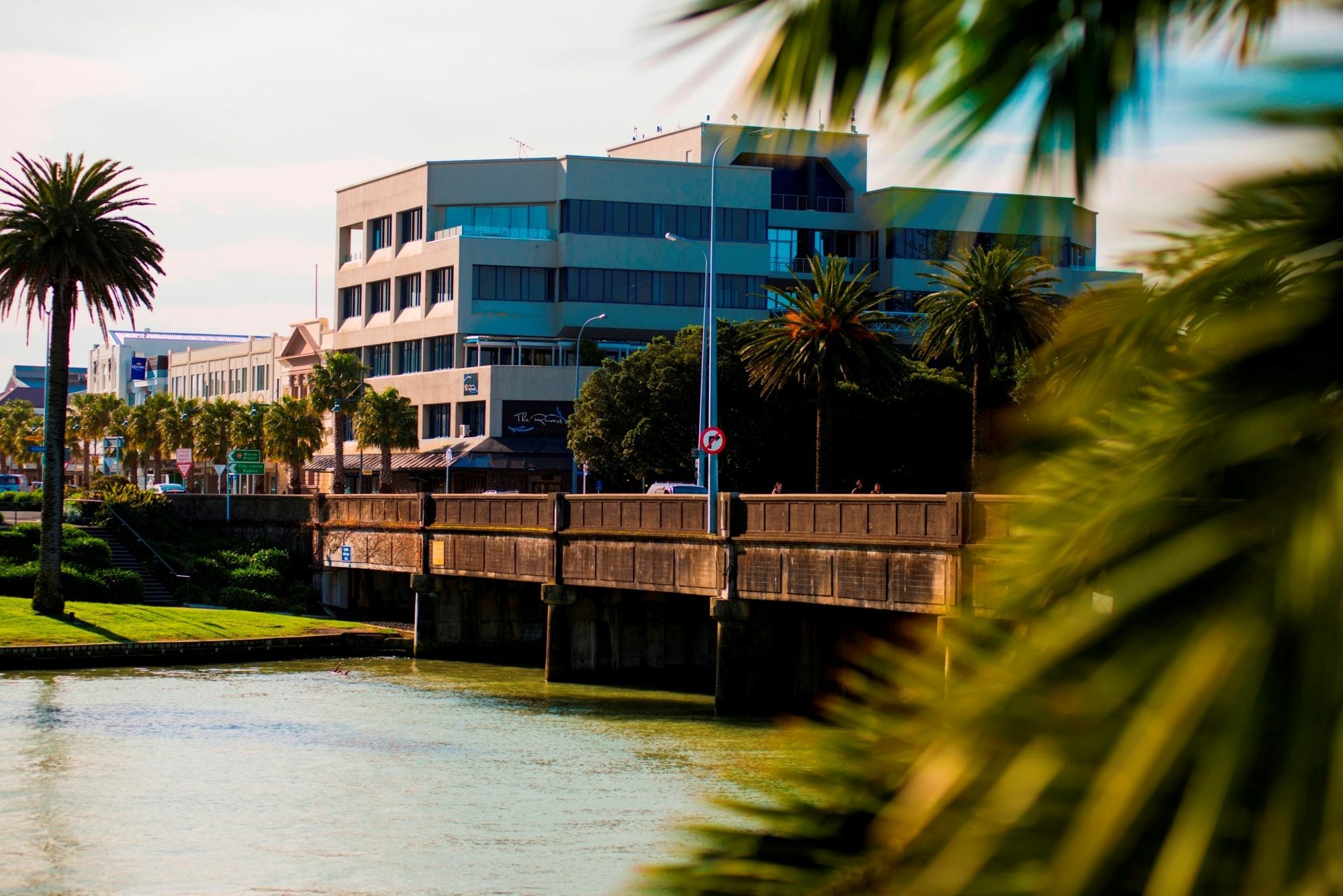 Emerald Hotel Gisborne Exterior photo